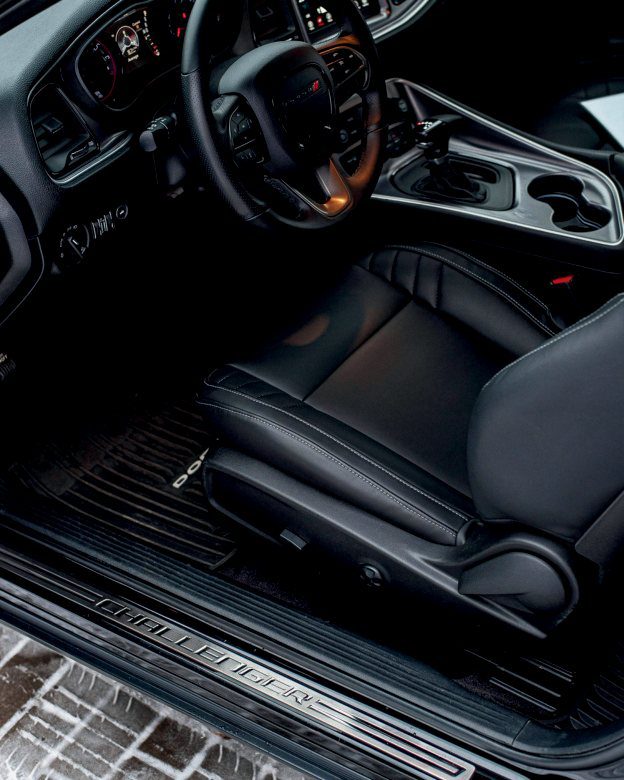 Flexible TPE for automotive inlay mats and sealing